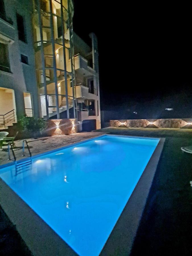 Kopernikus Apartments Ülgün Dış mekan fotoğraf