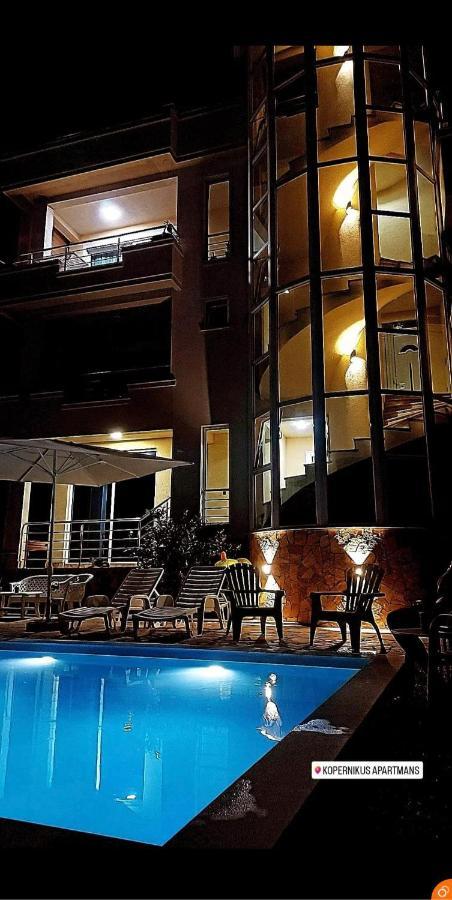 Kopernikus Apartments Ülgün Dış mekan fotoğraf